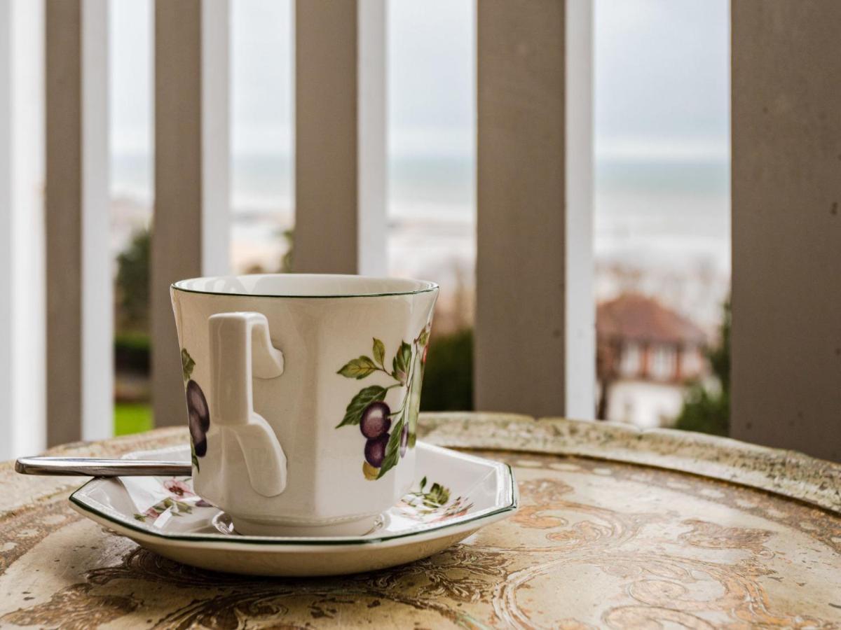 Apartment Le Parc Cordier-6 By Interhome Трувил сюр Мер Екстериор снимка